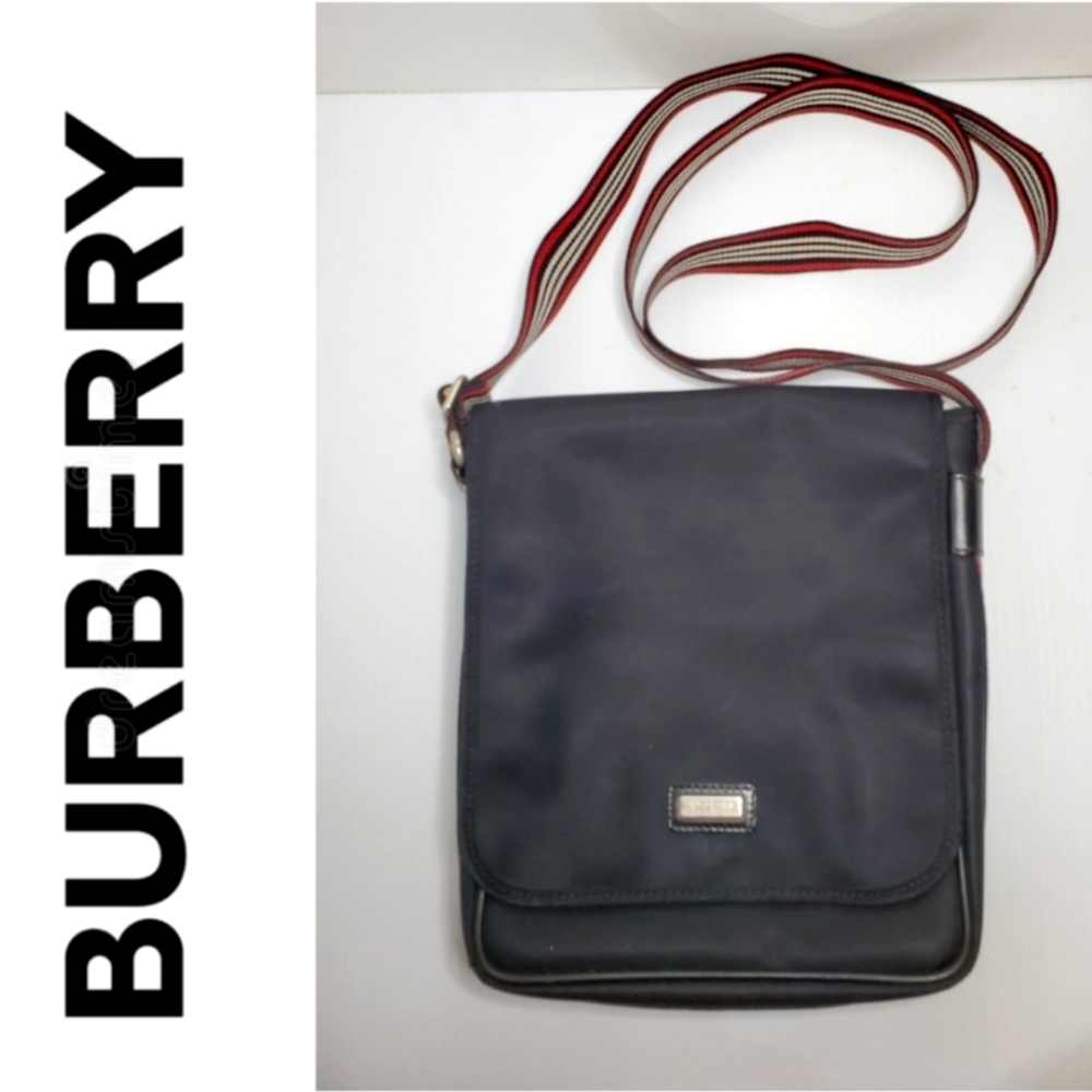 Burberry black label crossbody messenger bag